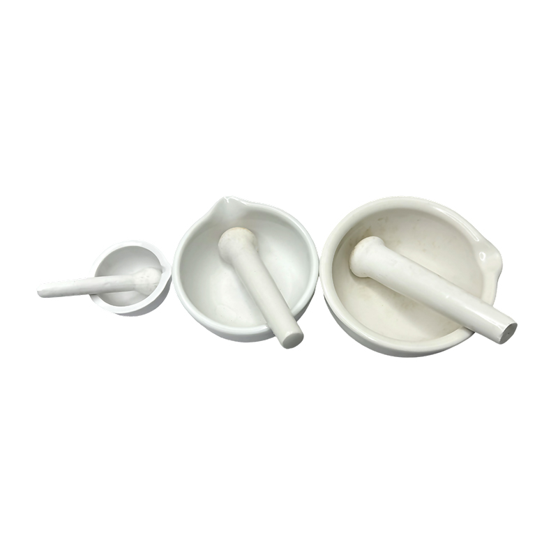 Kémiai labor fehér kerámia porcelán mozsár és mozsártörő